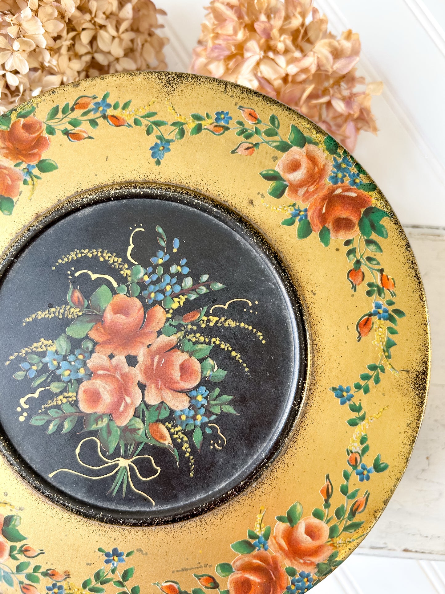 Black & Gold Vintage Tin