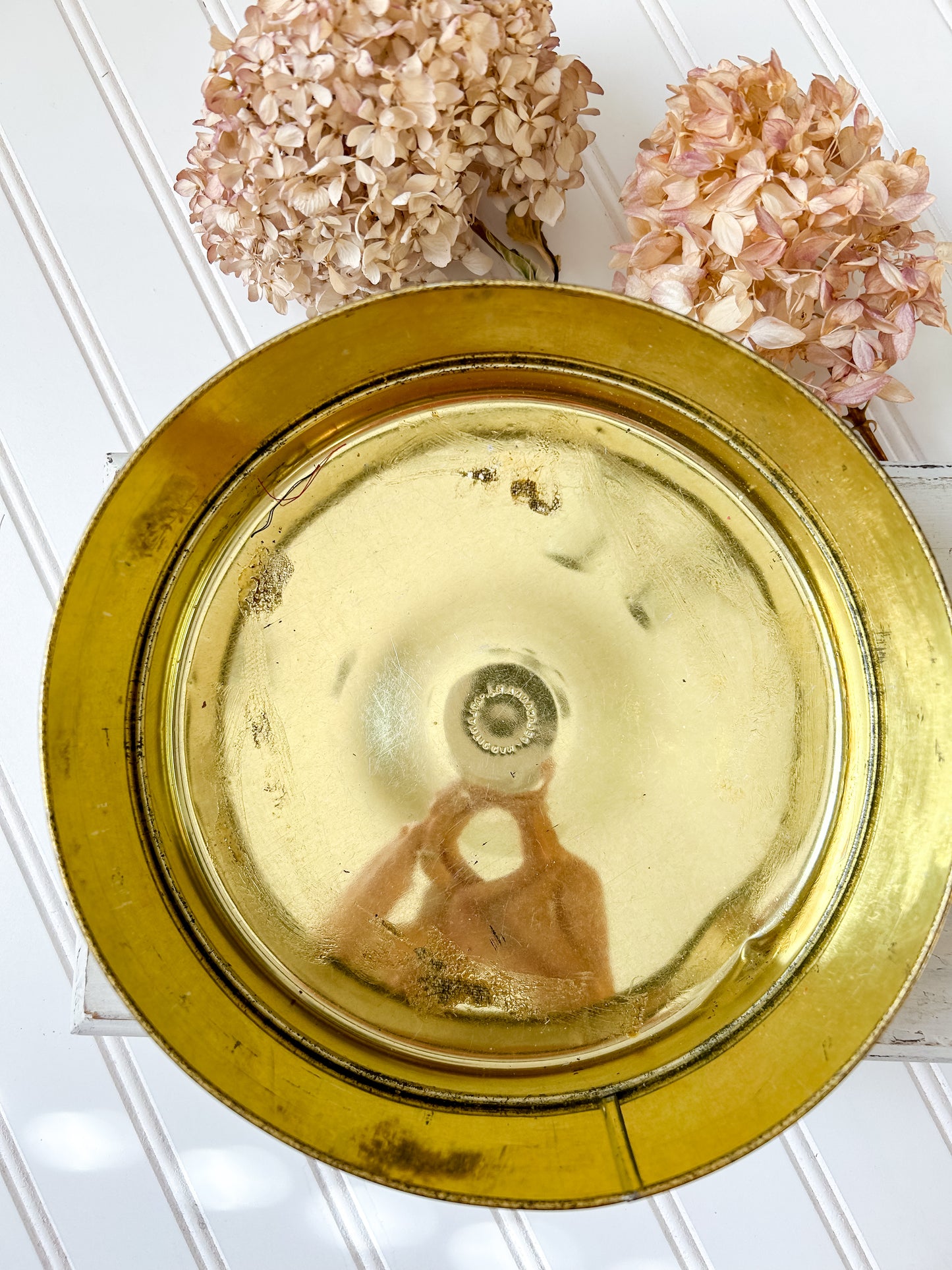 Black & Gold Vintage Tin