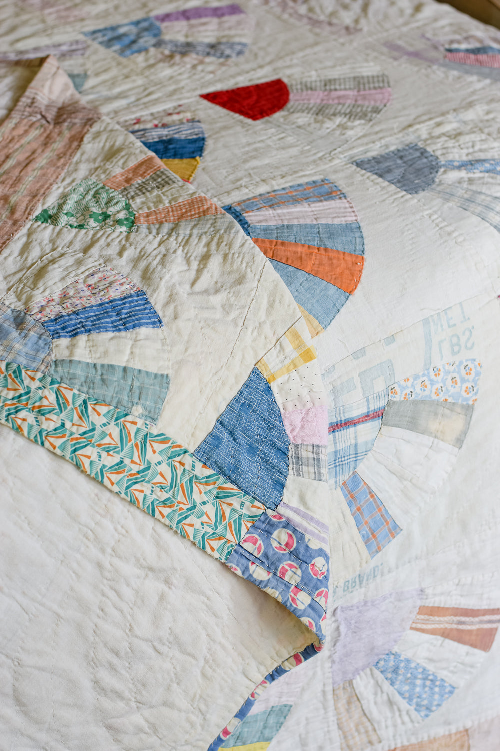 Grandmother's Fan Vintage Quilt