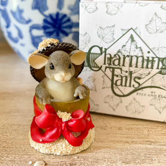 Charming Tails Lidded Box Figurine "Holly Day Dreams"