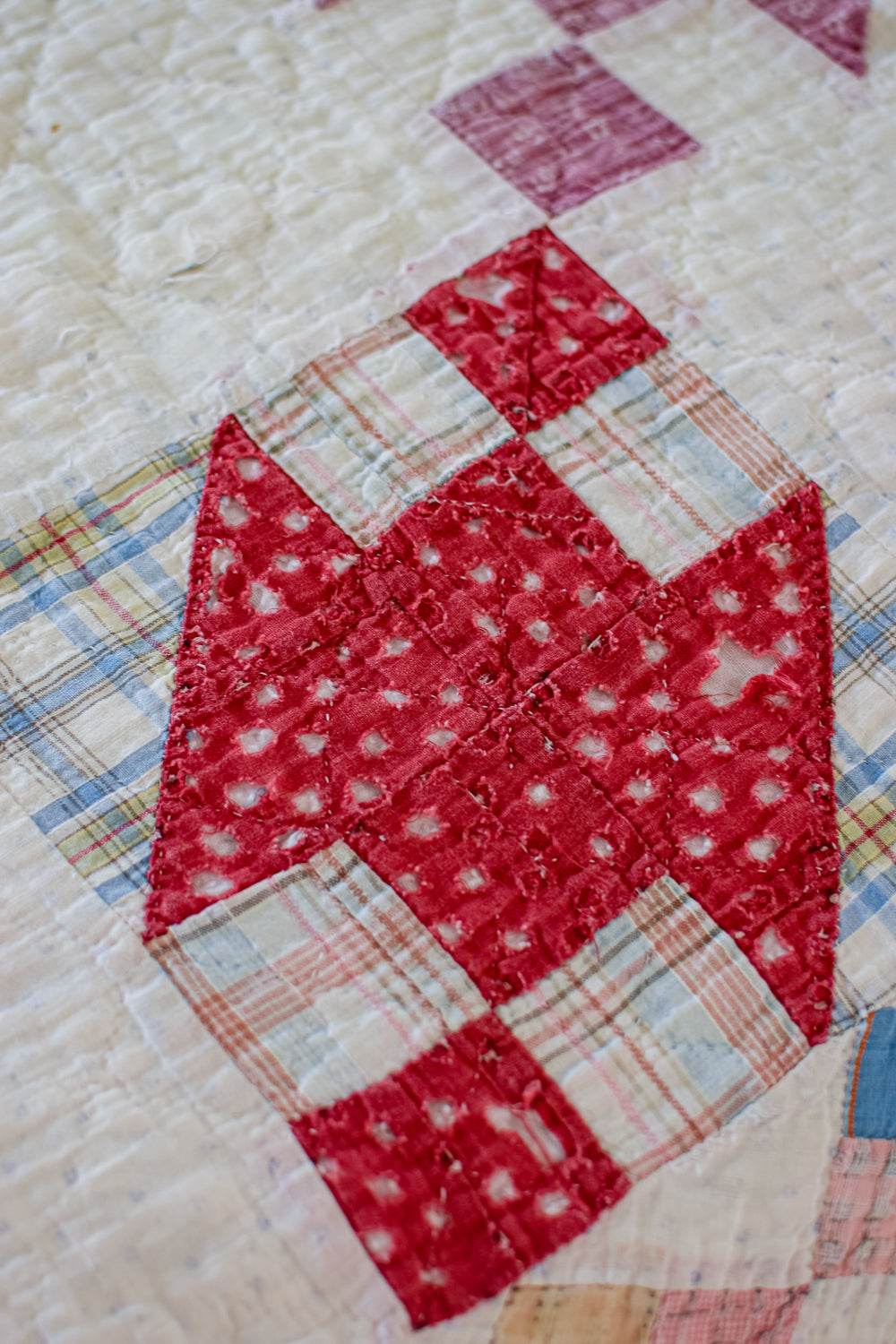 Vintage Muslin Anvil Pattern Quilt