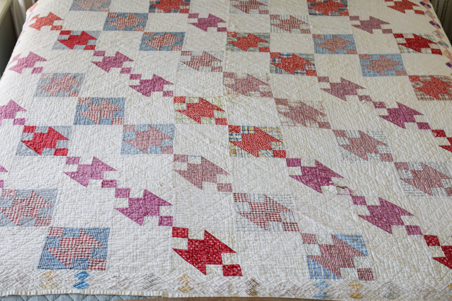 Vintage Muslin Anvil Pattern Quilt