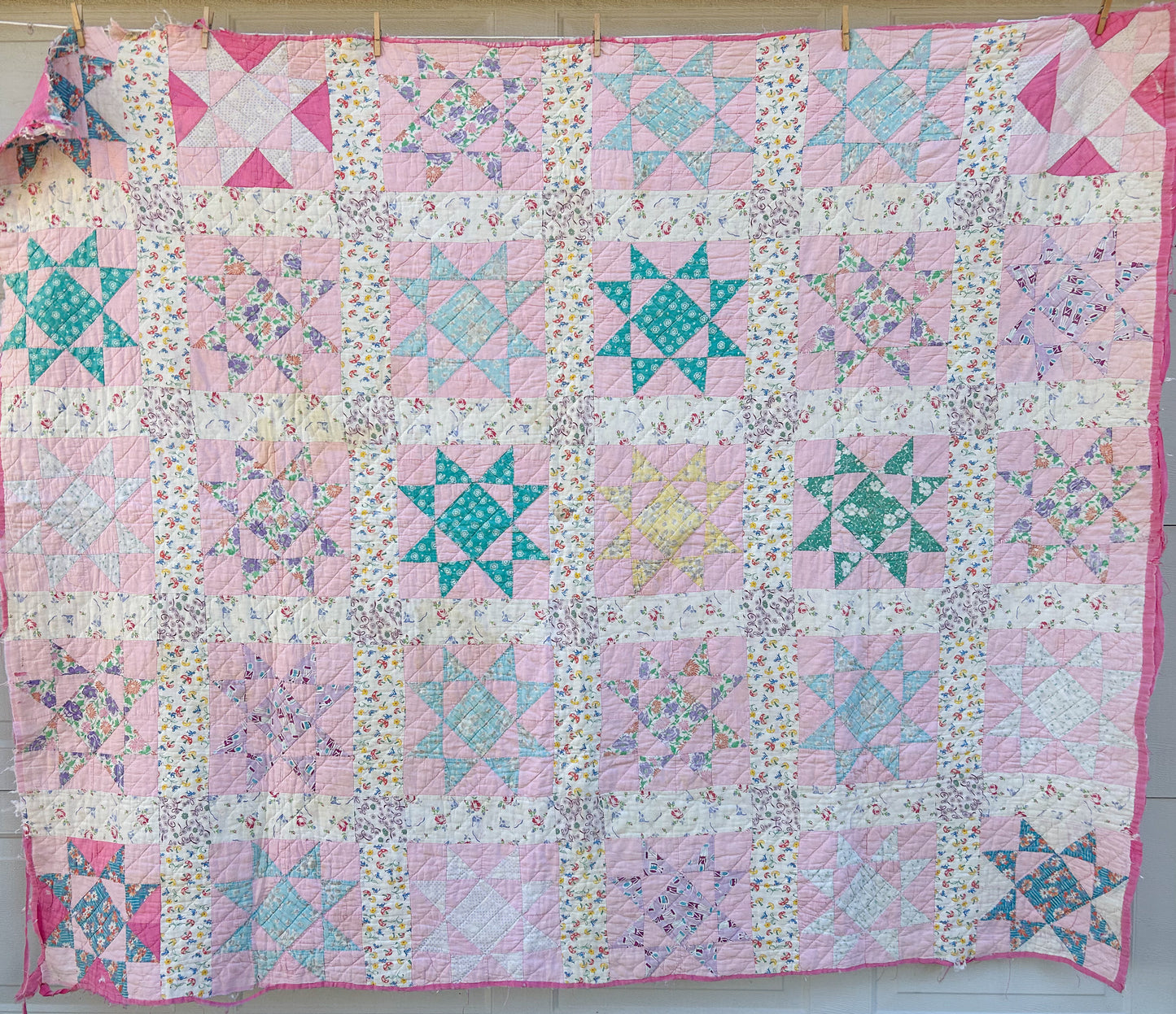 Feedsack Ohio Star Cutter Quilt
